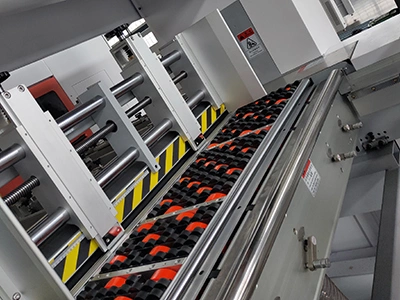 Alimentador de borde delantero