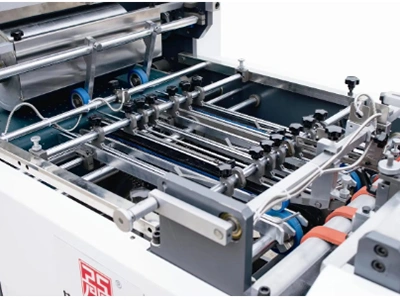 Sección de transporte de láminas